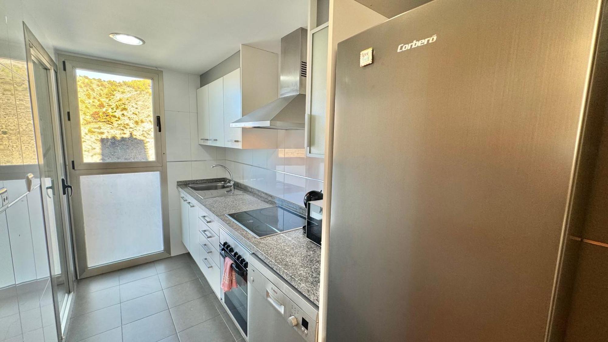 Highrise Apartment With Stunning Views From Private Balcony 85 Benidorm Exterior photo