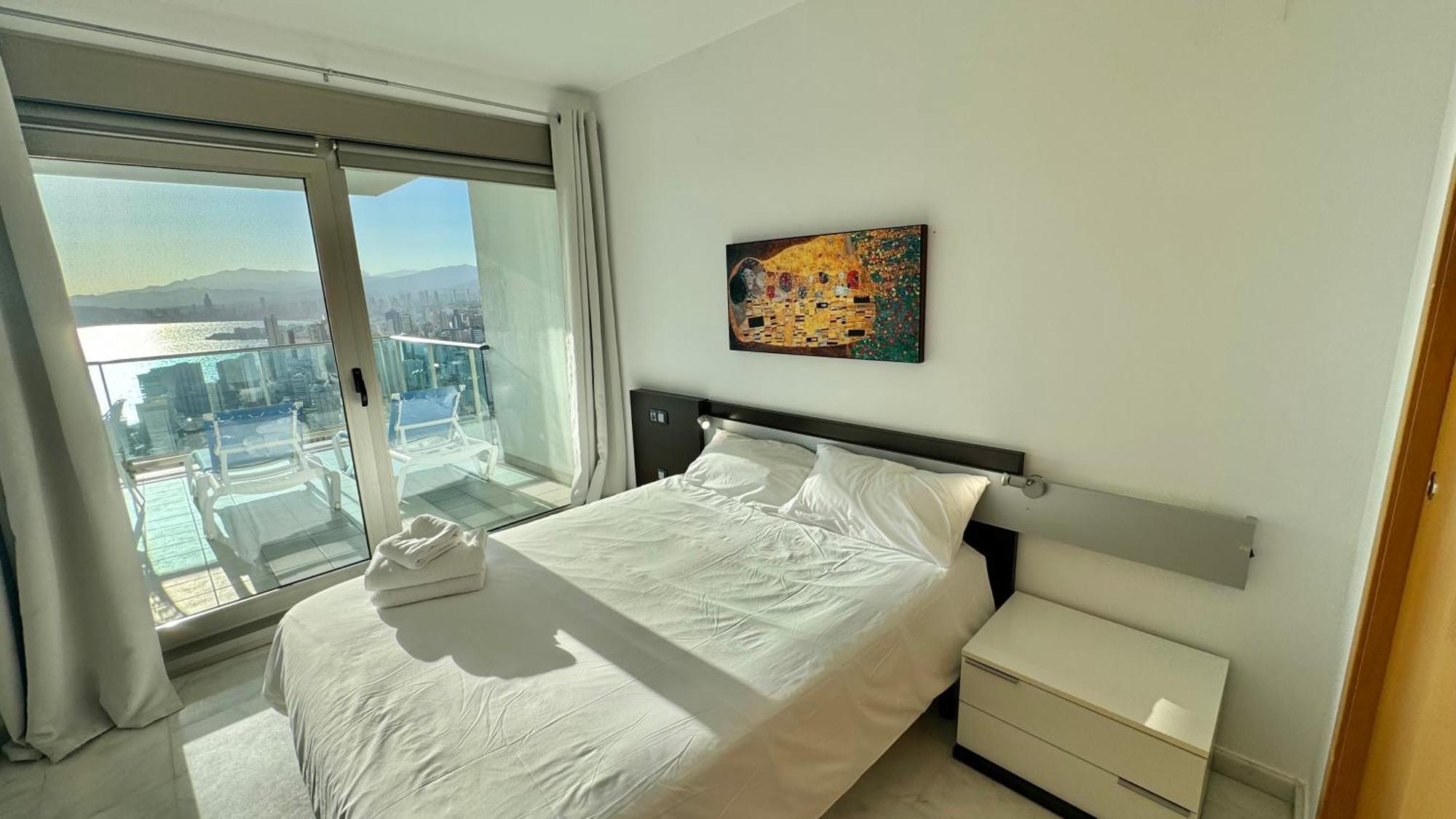 Highrise Apartment With Stunning Views From Private Balcony 85 Benidorm Exterior photo